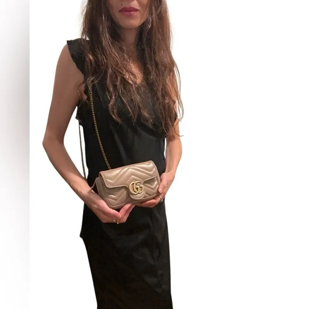 Gucci Marmont double G mini Beige Leather Crossbody Bag with Gold Chain - Picture 11 of 11